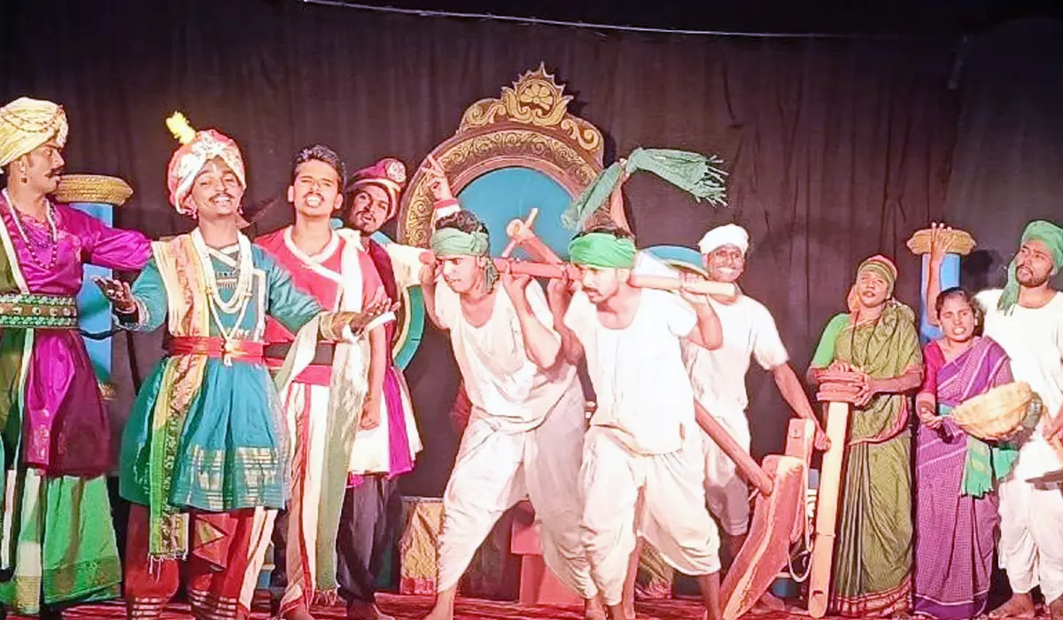 SANEHALLI-SHIVASANCHARA-KALLARASANTE-HARAPANAHALLI-MP RAVEENDRA